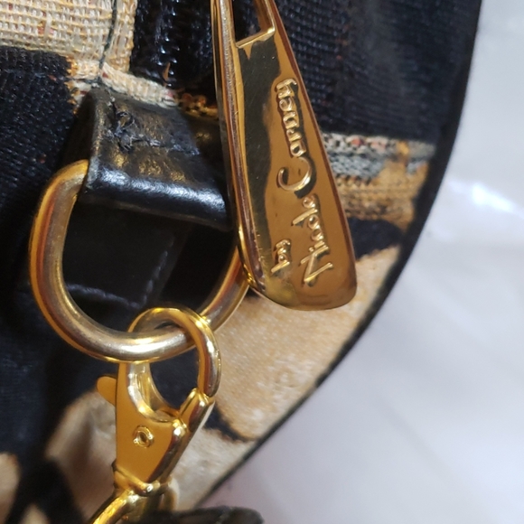 PAINT THE LILLY ROUND BAG - Picture 5 of 15